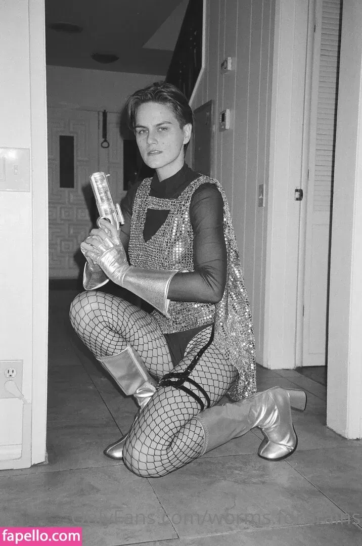 worms.forbrains Onlyfans Photo Gallery 