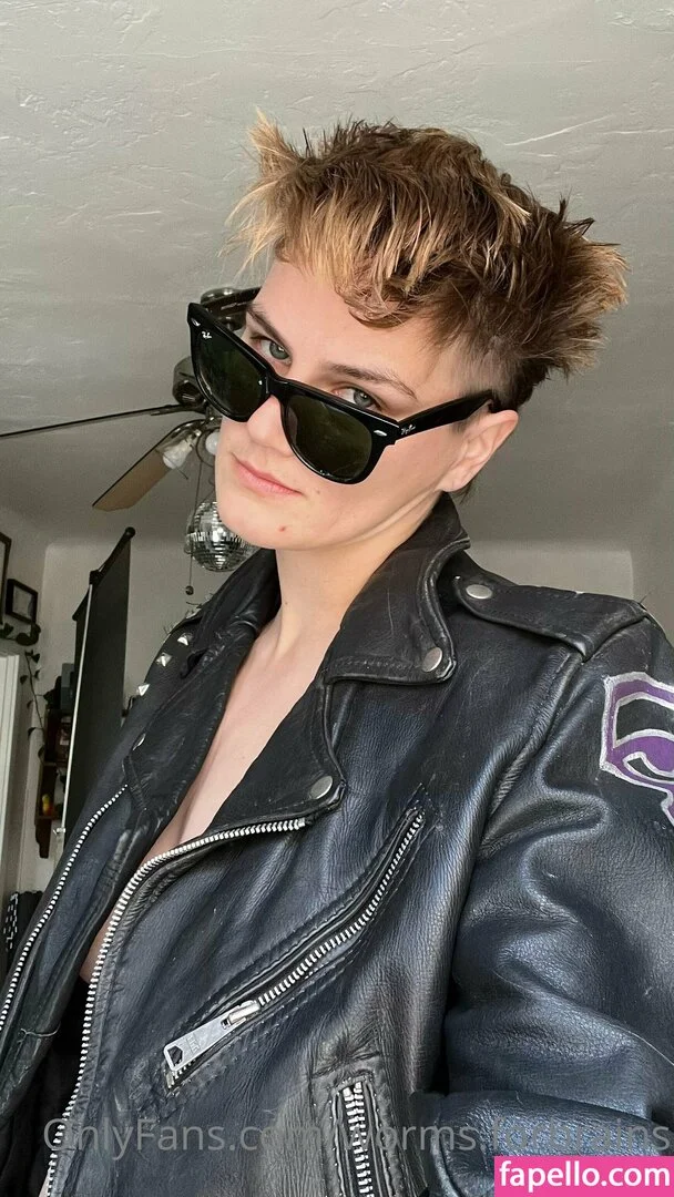 worms.forbrains Onlyfans Photo Gallery 