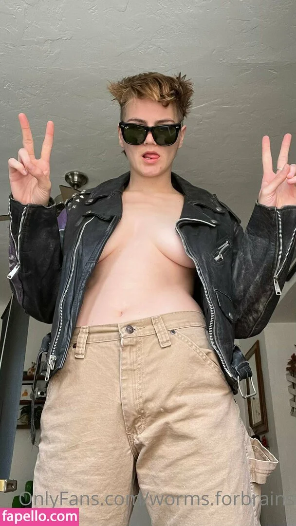 worms.forbrains Onlyfans Photo Gallery 