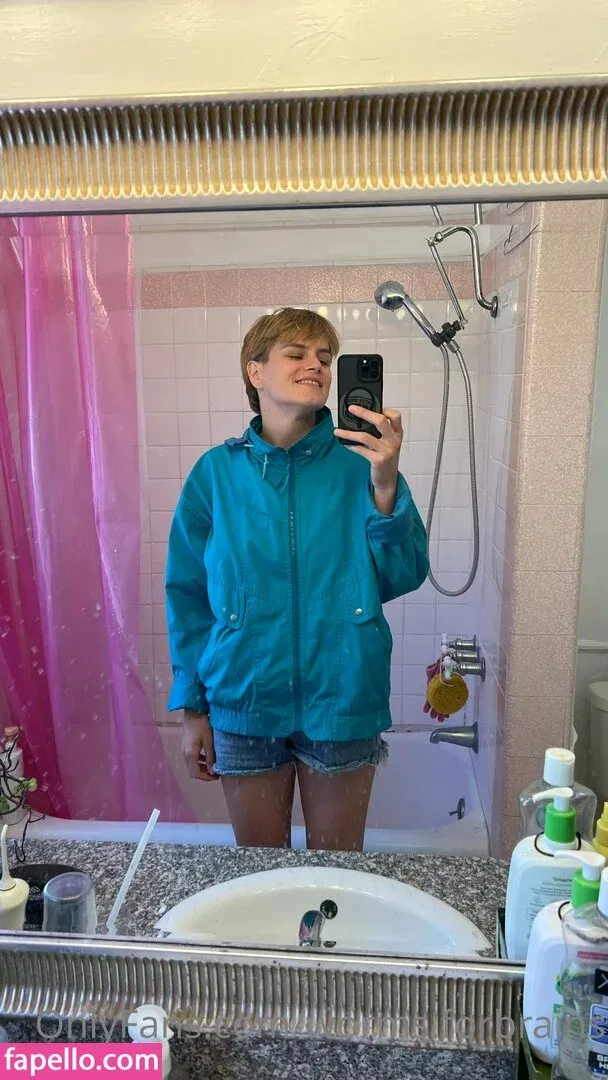 worms.forbrains Onlyfans Photo Gallery 