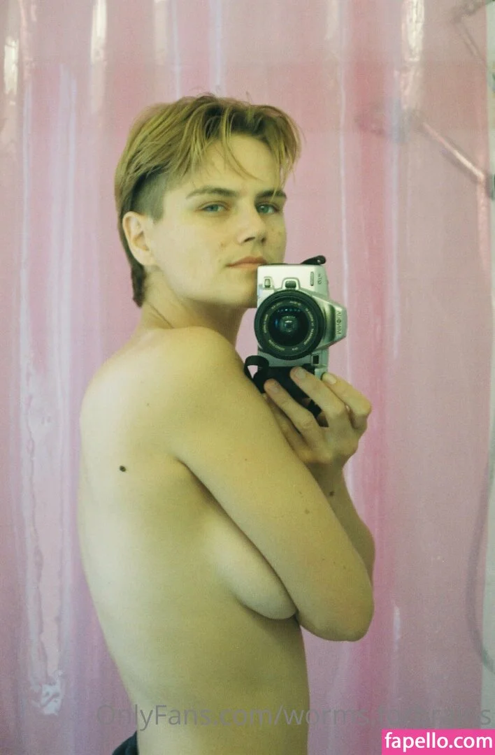 worms.forbrains Onlyfans Photo Gallery 