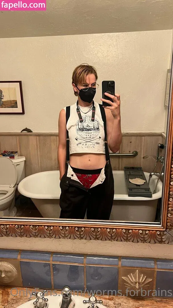 worms.forbrains Onlyfans Photo Gallery 