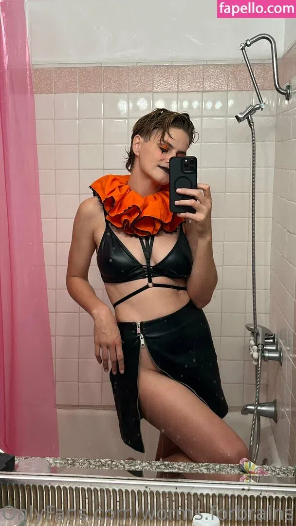 worms.forbrains Onlyfans Photo Gallery 