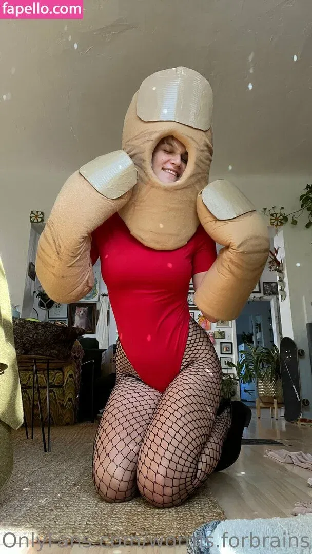 worms.forbrains Onlyfans Photo Gallery 