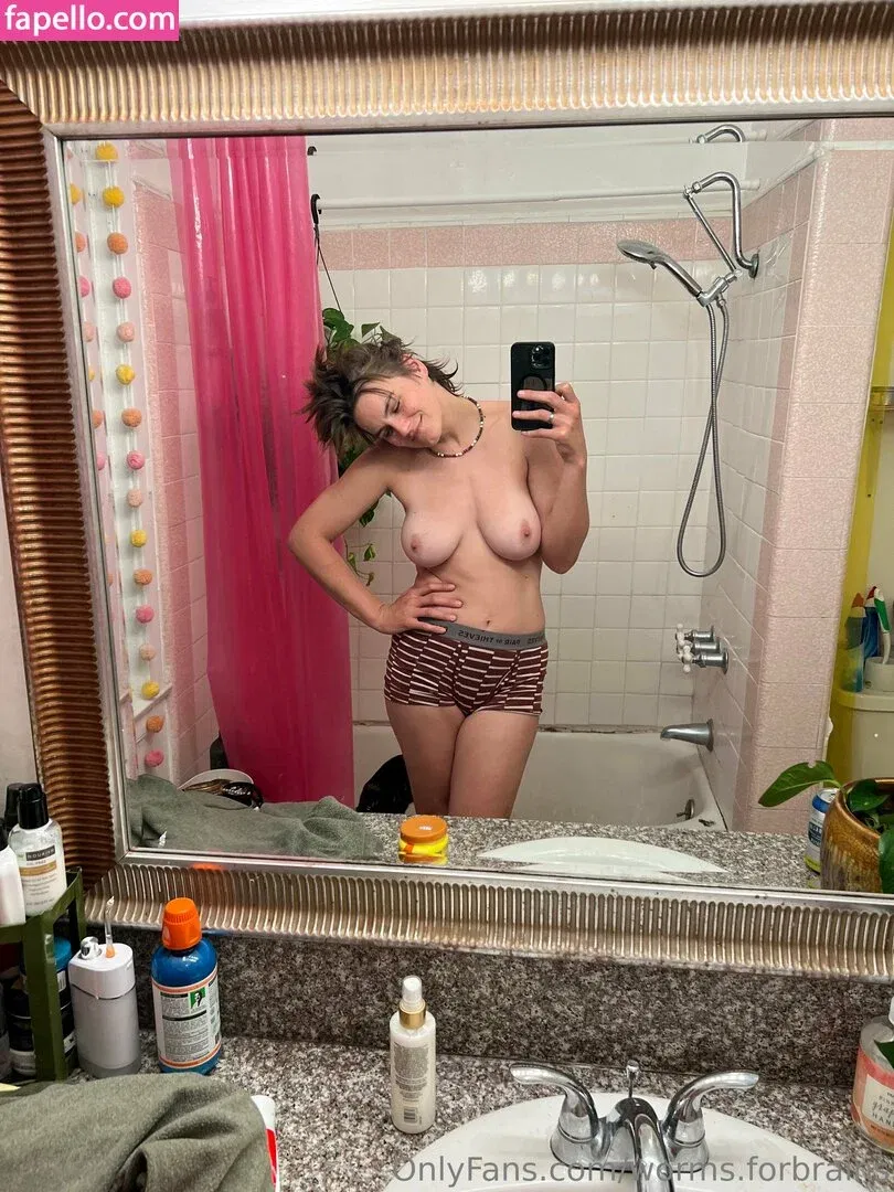 worms.forbrains Onlyfans Photo Gallery 