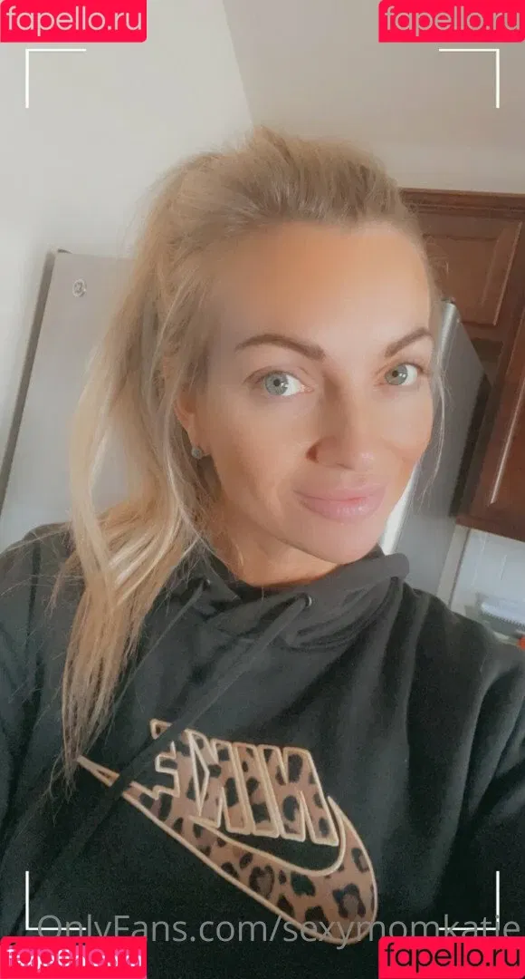 NaughtyNurse Onlyfans Photo Gallery 