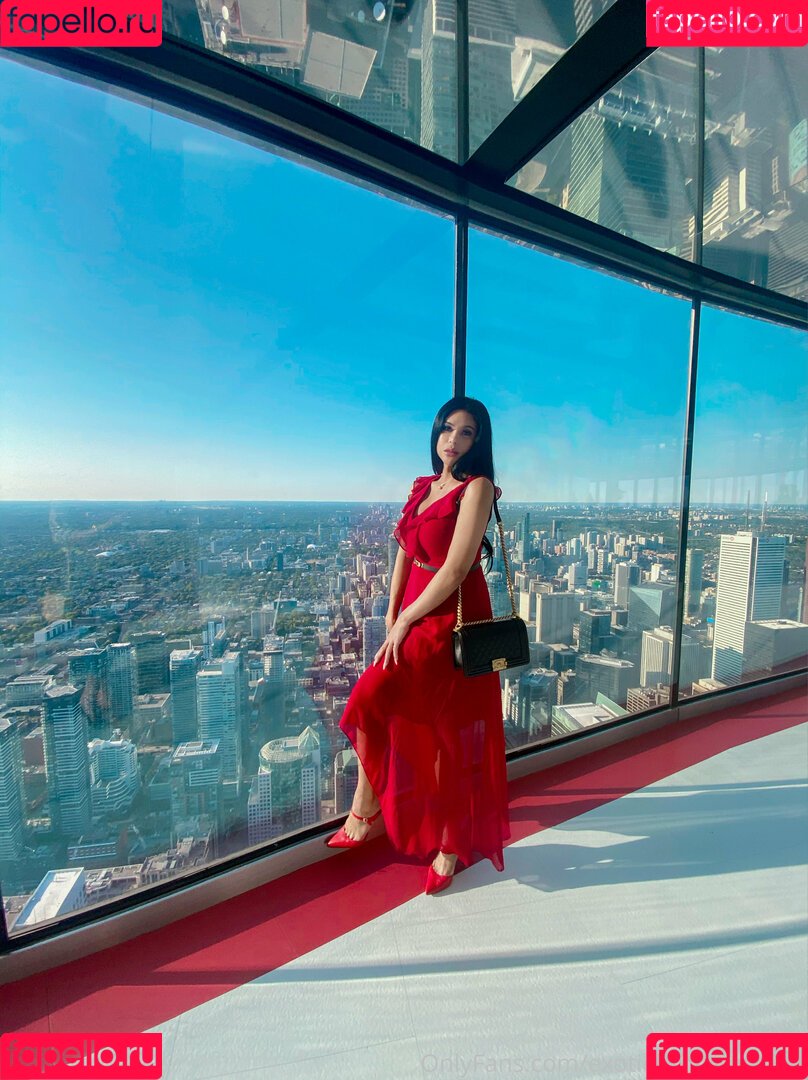 exoticfoxyanastasia Onlyfans Photo Gallery 