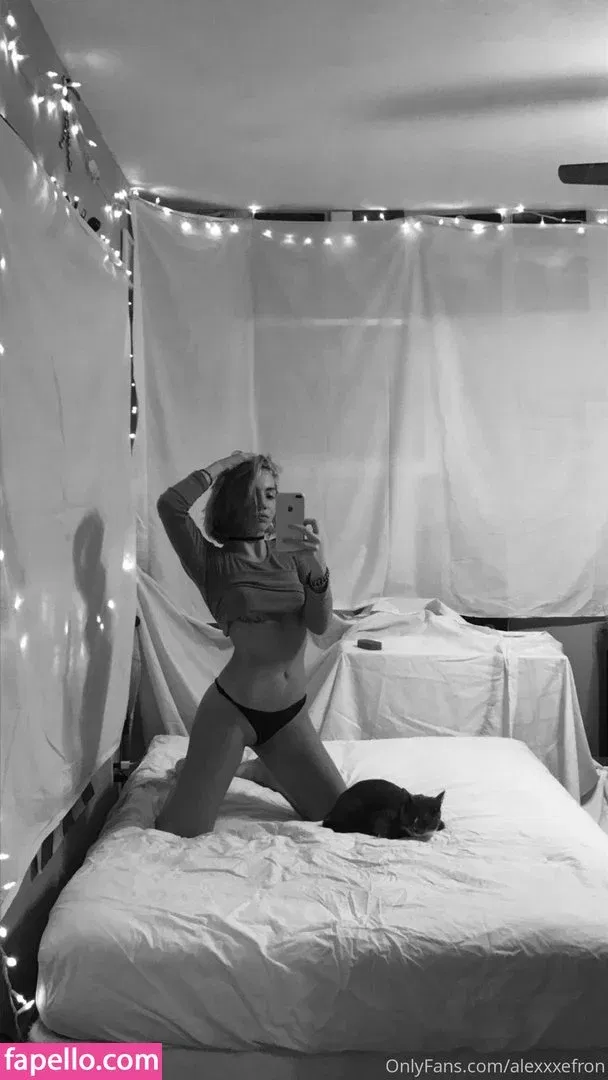 Alexx Efron Onlyfans Photo Gallery 