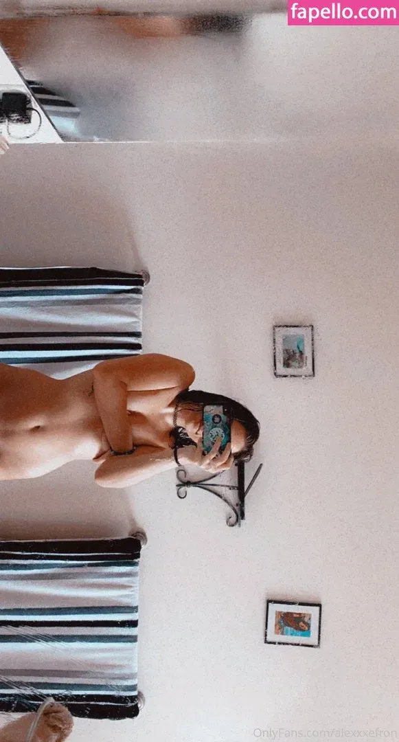 Alexx Efron Onlyfans Photo Gallery 