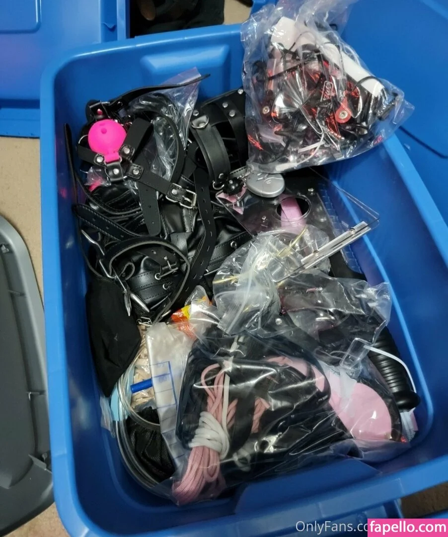 ashtonx3 Onlyfans Photo Gallery 