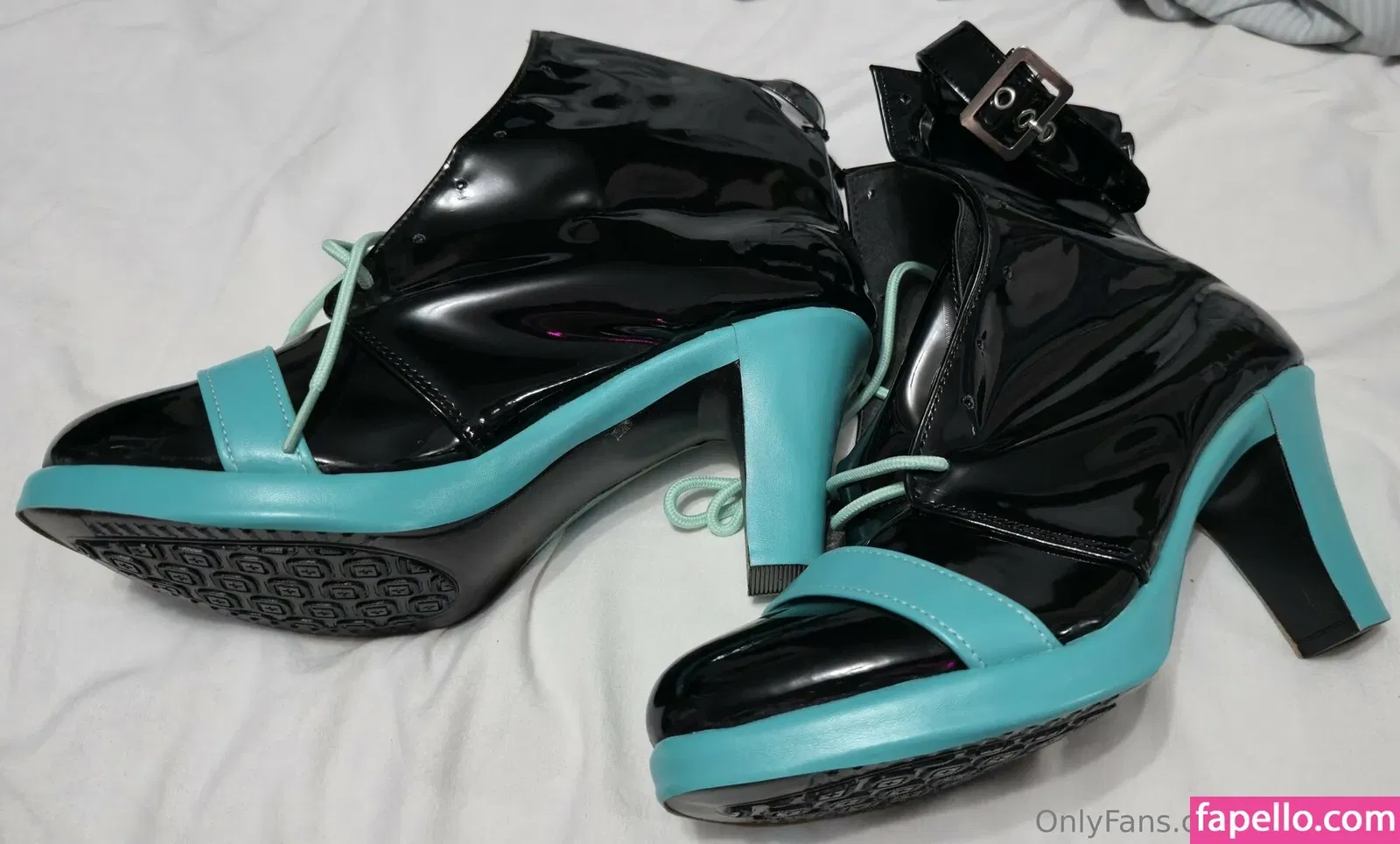 ashtonx3 Onlyfans Photo Gallery 