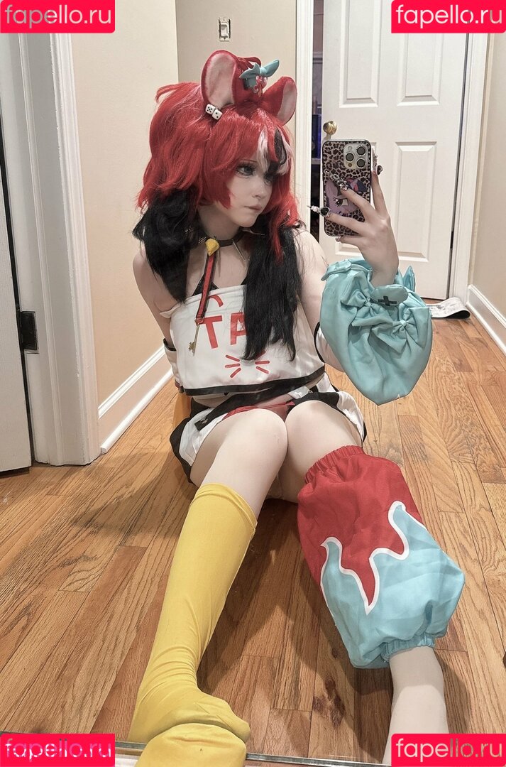 Uzileks Onlyfans Photo Gallery 