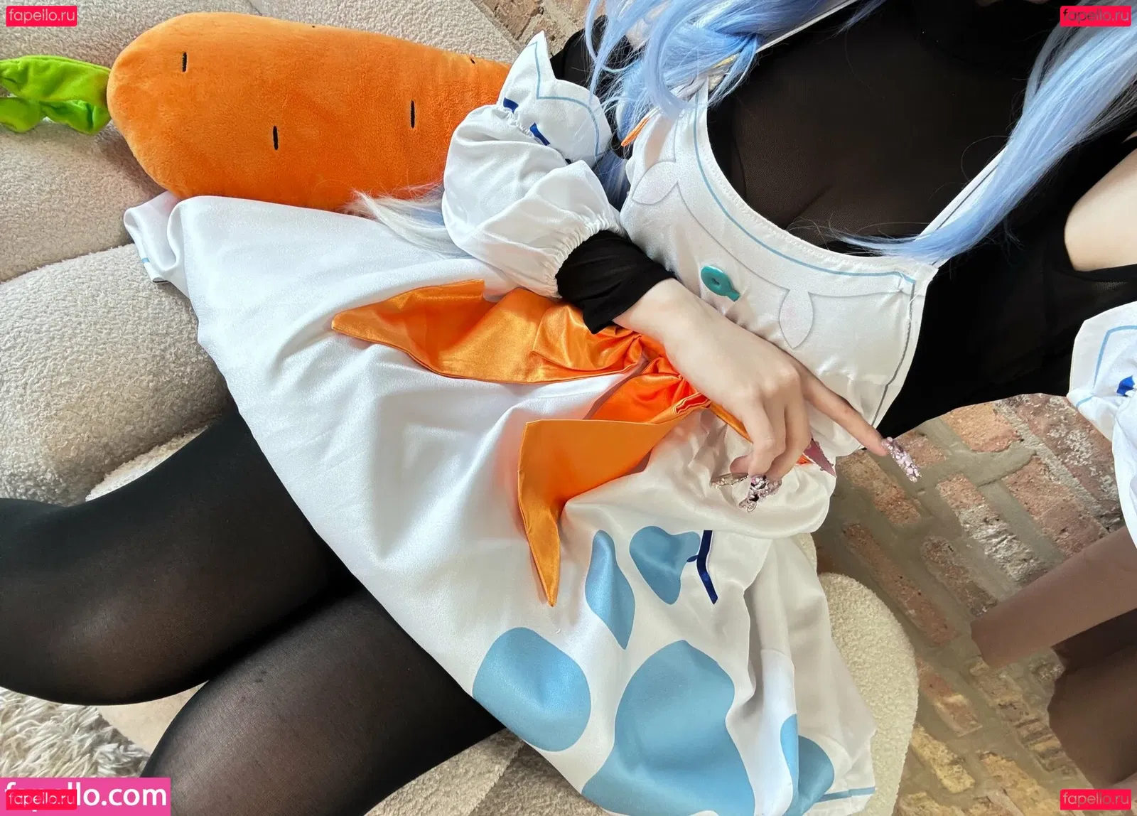 Uzileks Onlyfans Photo Gallery 