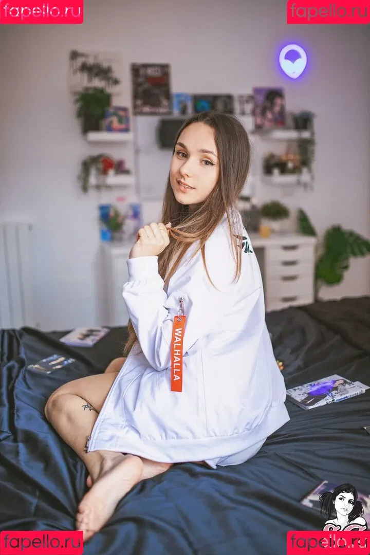 eris_jstr Onlyfans Photo Gallery 