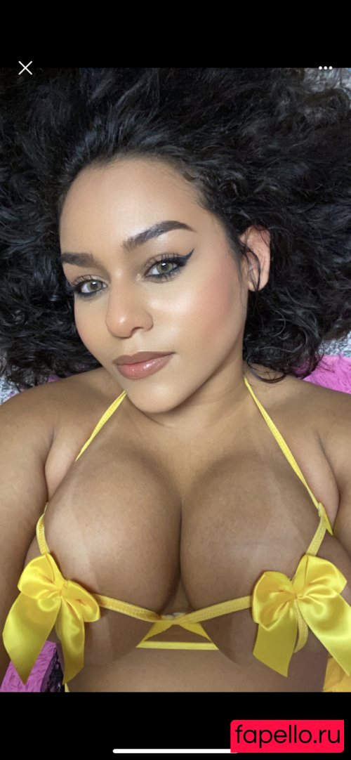 GabbyB Nude Onlyfans Photo 32