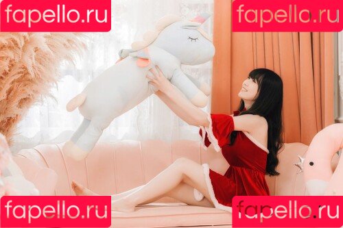 Ru’s Piano Onlyfans Photo Gallery 