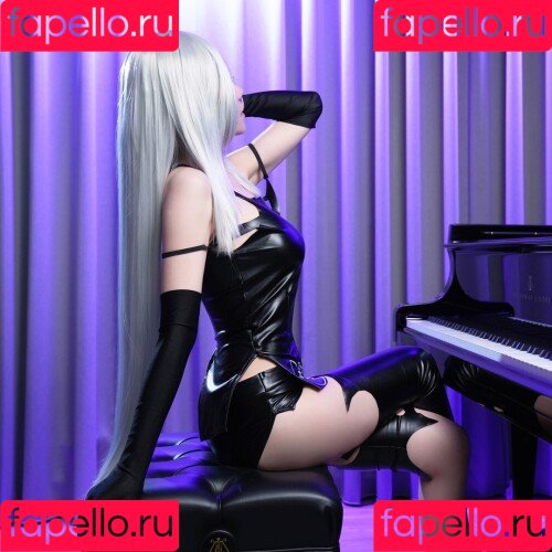 Ru’s Piano Onlyfans Photo Gallery 
