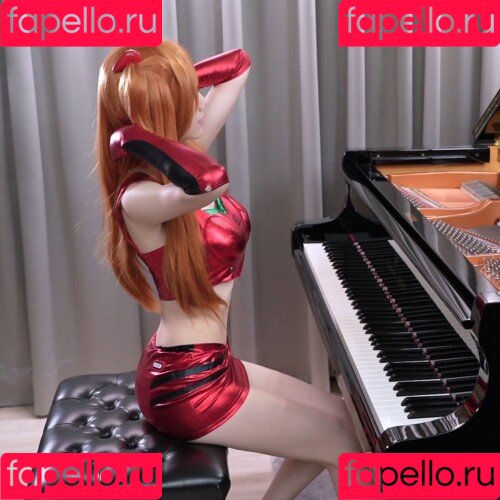 Ru’s Piano Onlyfans Photo Gallery 