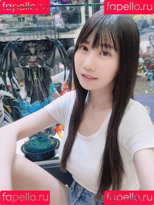 Ru’s Piano Onlyfans Photo Gallery 