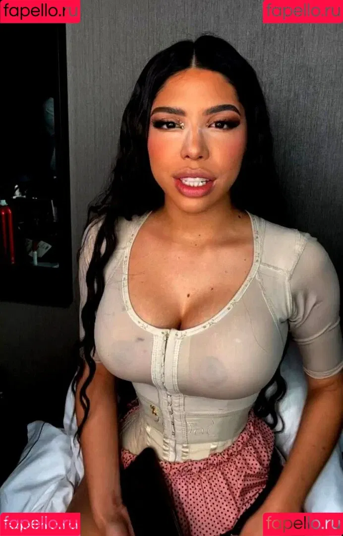 Yeri Mua Onlyfans Photo Gallery 
