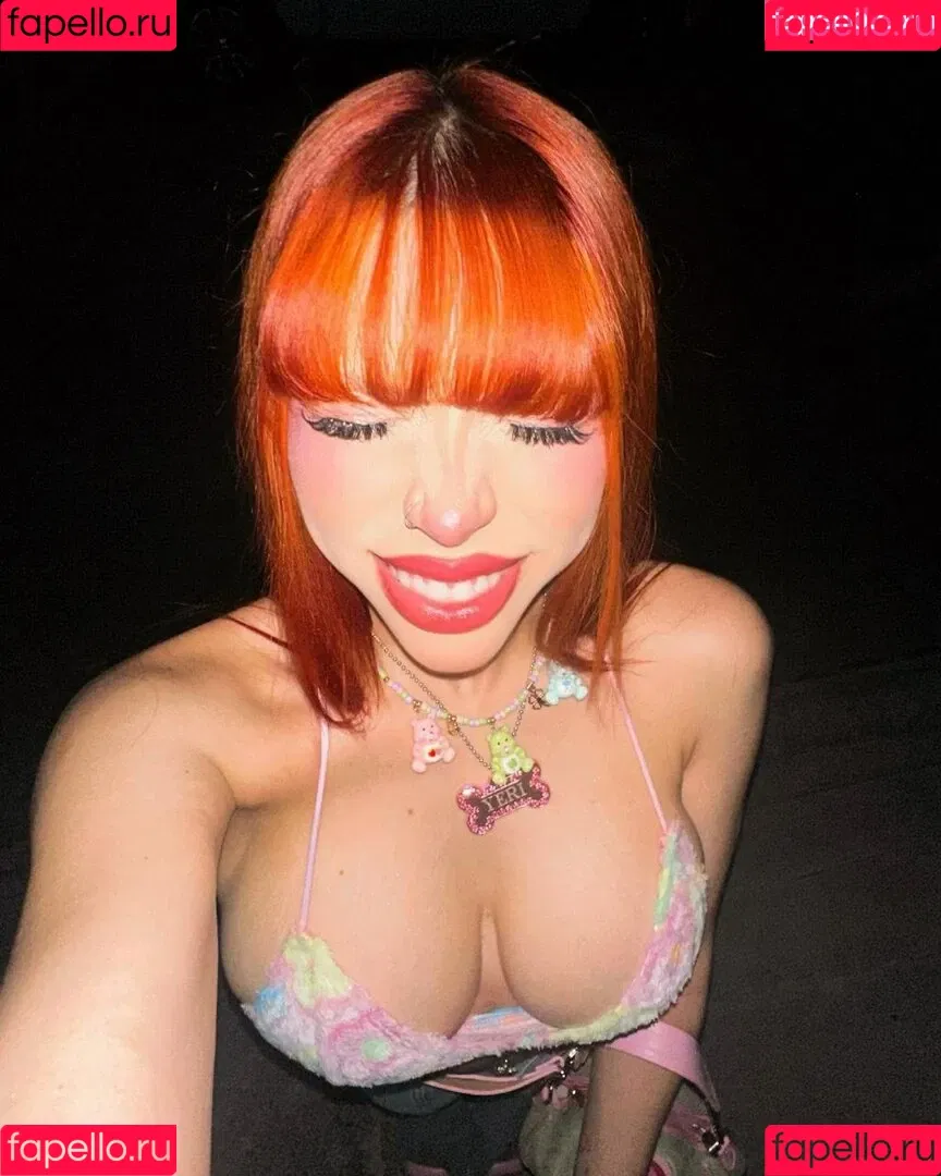 Yeri Mua Onlyfans Photo Gallery 