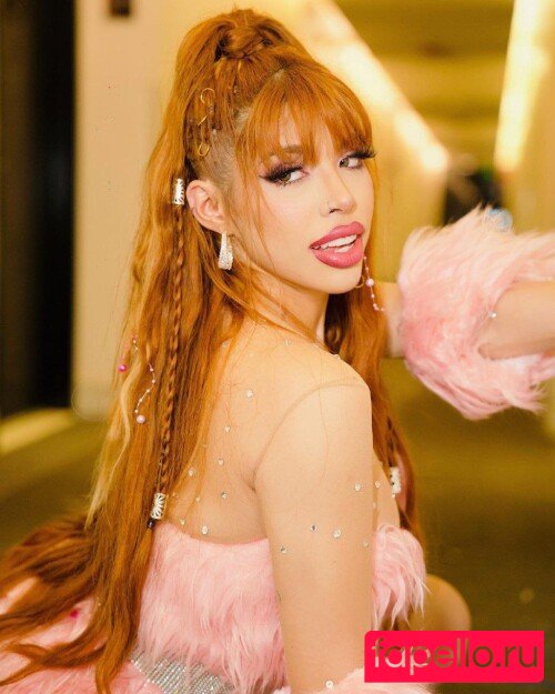 Yeri Mua Onlyfans Photo Gallery 