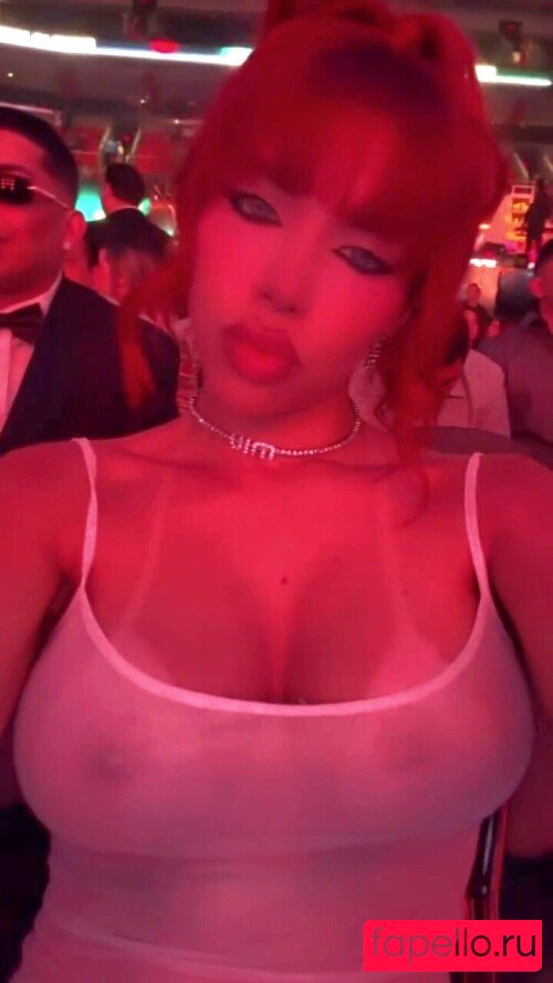 Yeri Mua Onlyfans Photo Gallery 