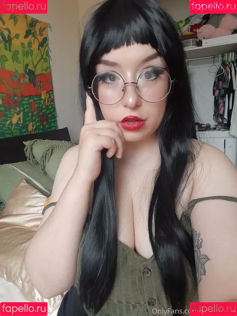 grrraves Onlyfans Photo Gallery 