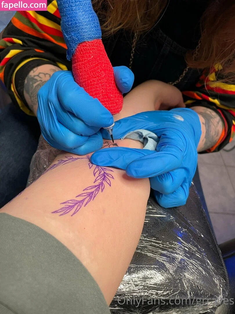 grrraves Onlyfans Photo Gallery 