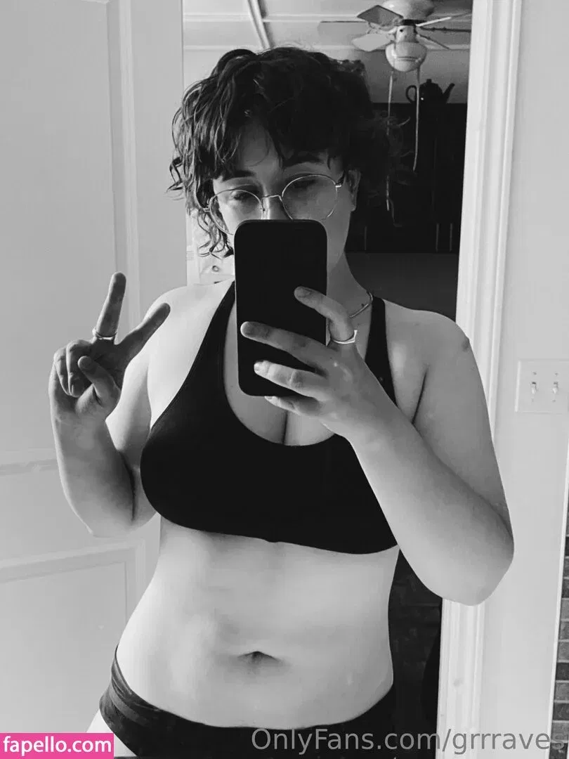 grrraves Onlyfans Photo Gallery 