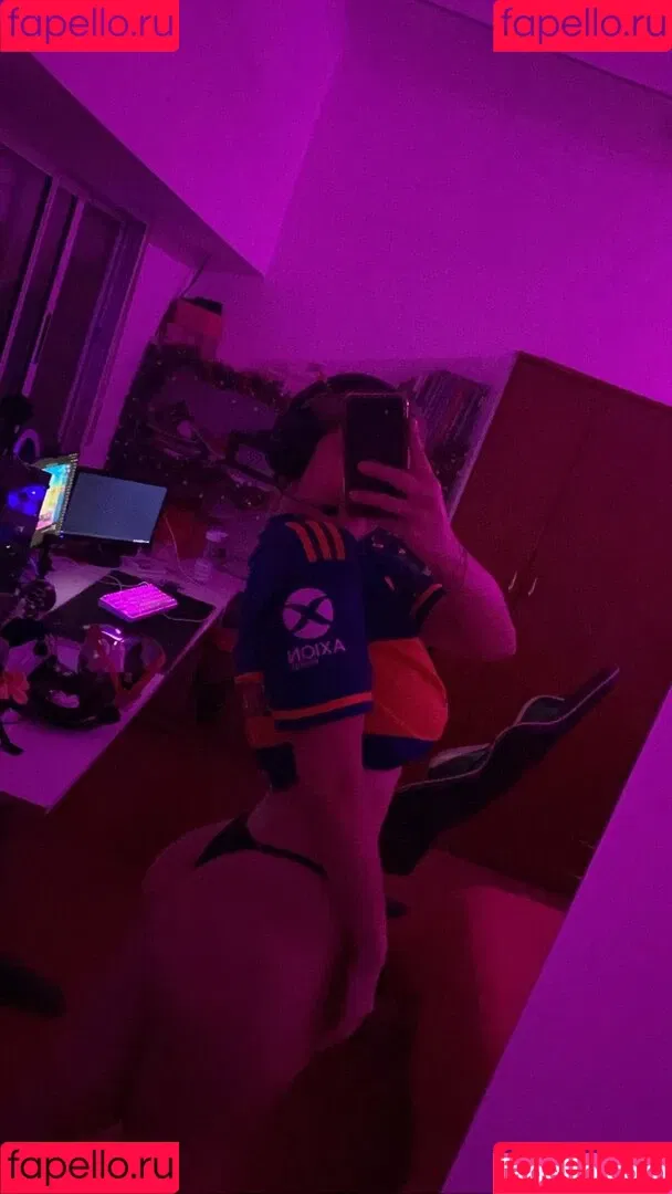 Yami Sanchez Onlyfans Photo Gallery 
