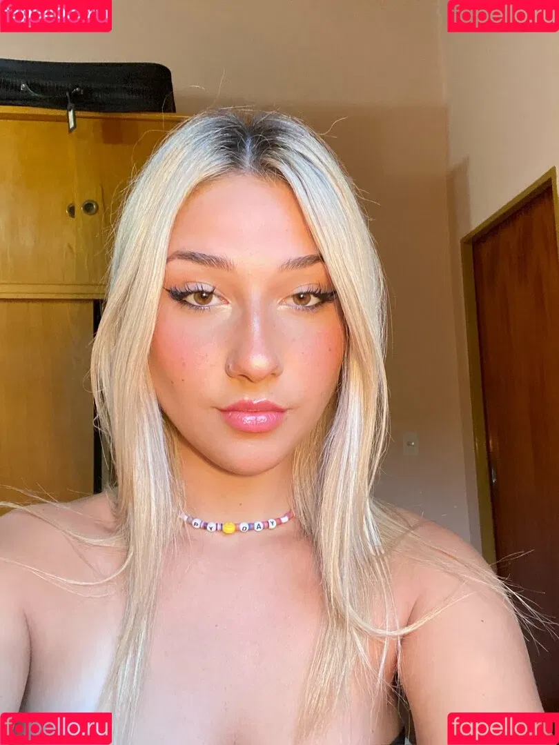 Yami Sanchez Onlyfans Photo Gallery 