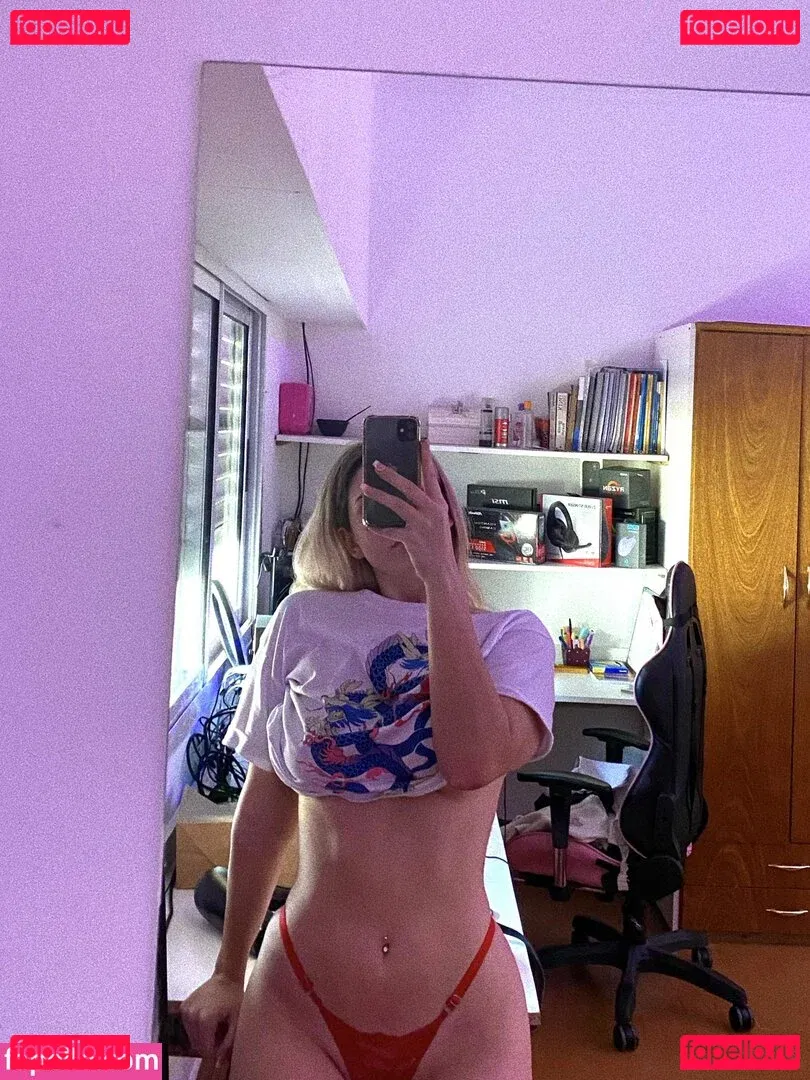 Yami Sanchez Onlyfans Photo Gallery 