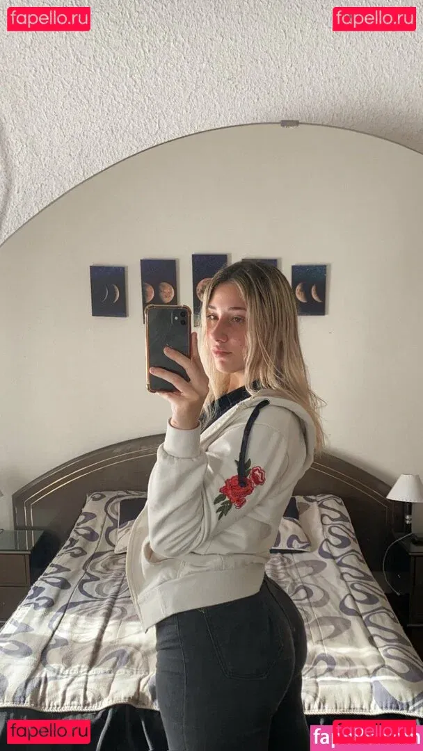 Yami Sanchez Onlyfans Photo Gallery 