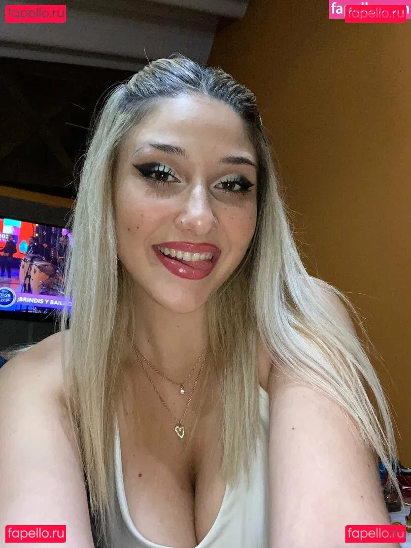 Yami Sanchez Onlyfans Photo Gallery 