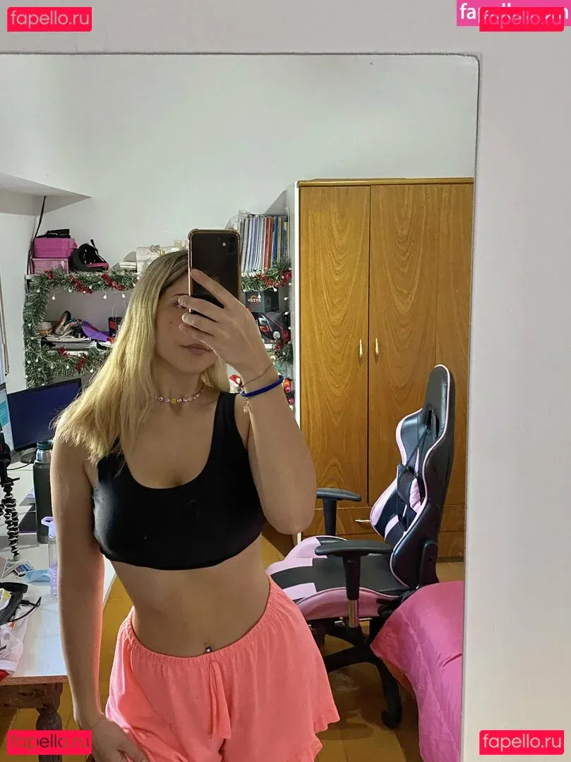 Yami Sanchez Onlyfans Photo Gallery 