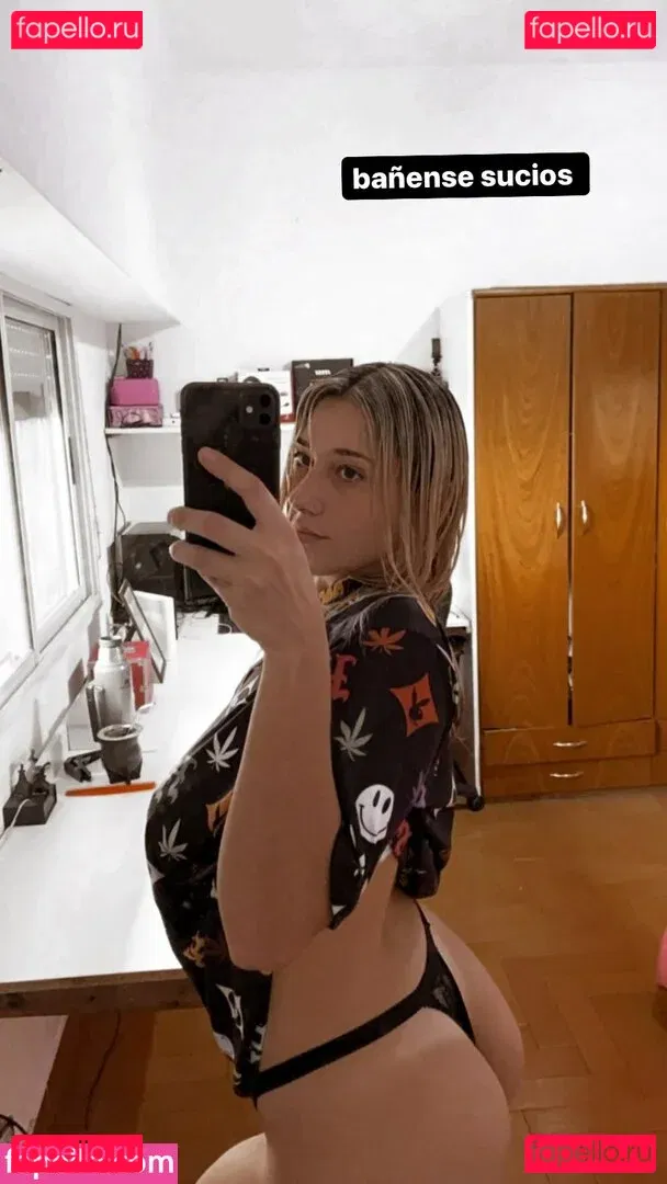 Yami Sanchez Onlyfans Photo Gallery 