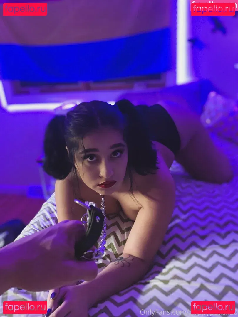 poppypeach20 Onlyfans Photo Gallery 