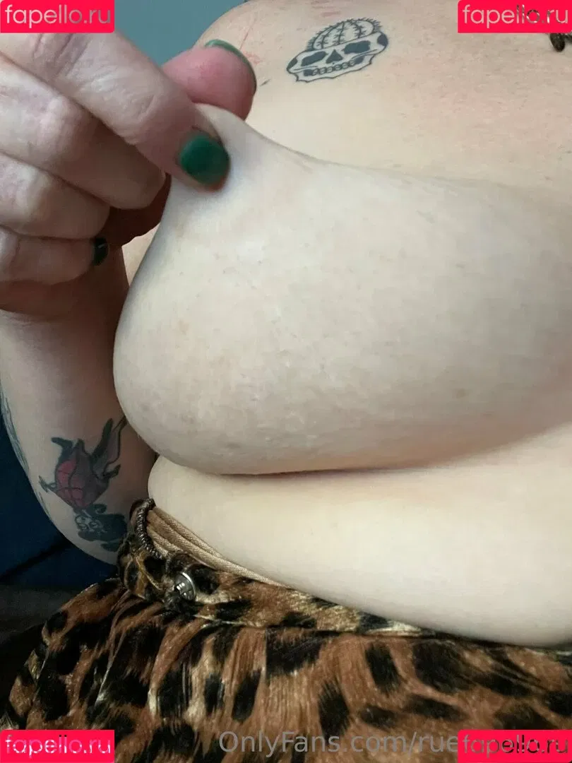 rue696969 Onlyfans Photo Gallery 