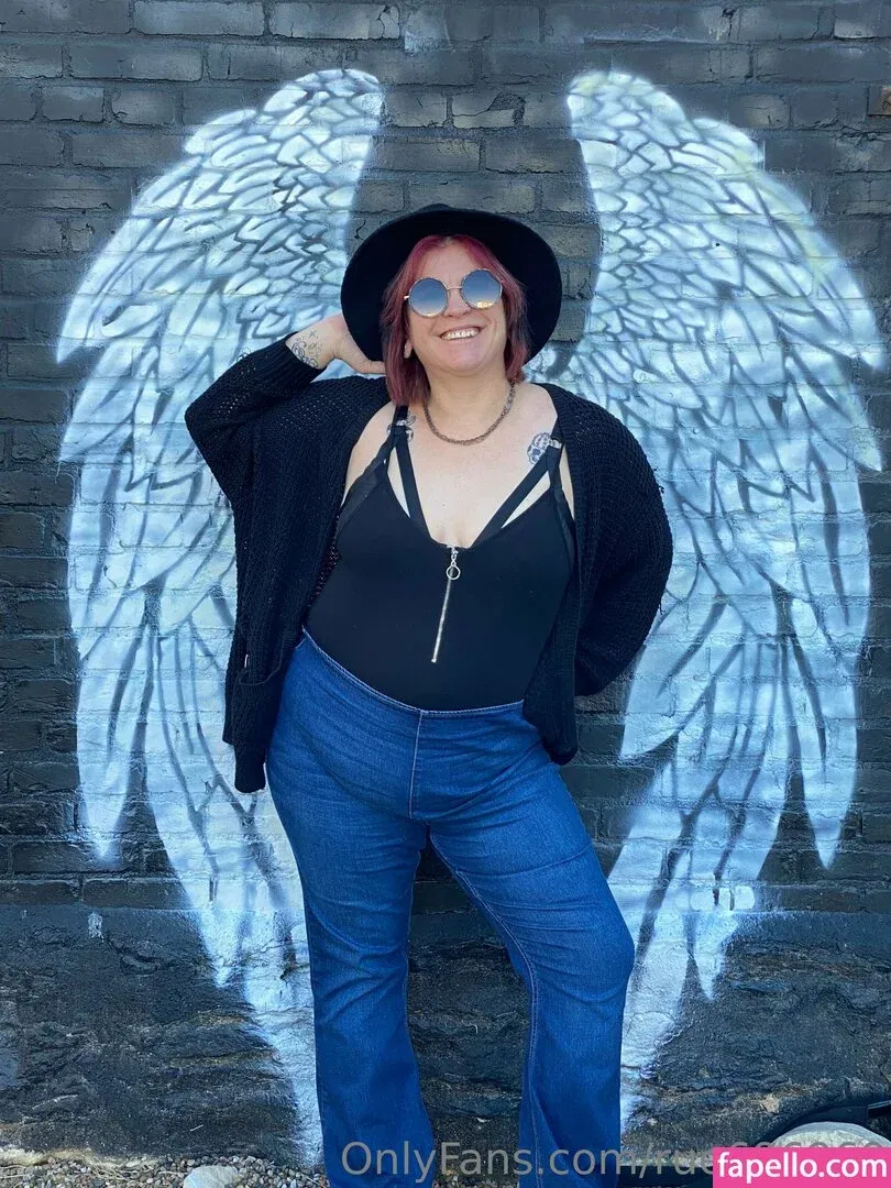 rue696969 Onlyfans Photo Gallery 