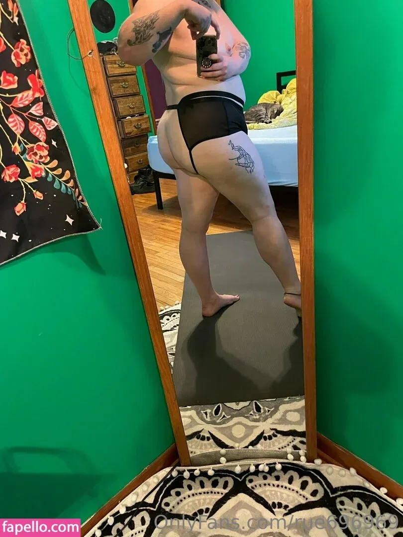 rue696969 Onlyfans Photo Gallery 