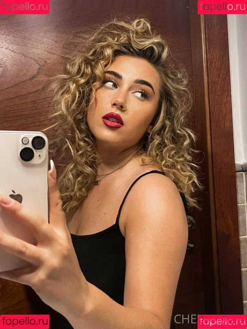 Chelseasky Onlyfans Photo Gallery 
