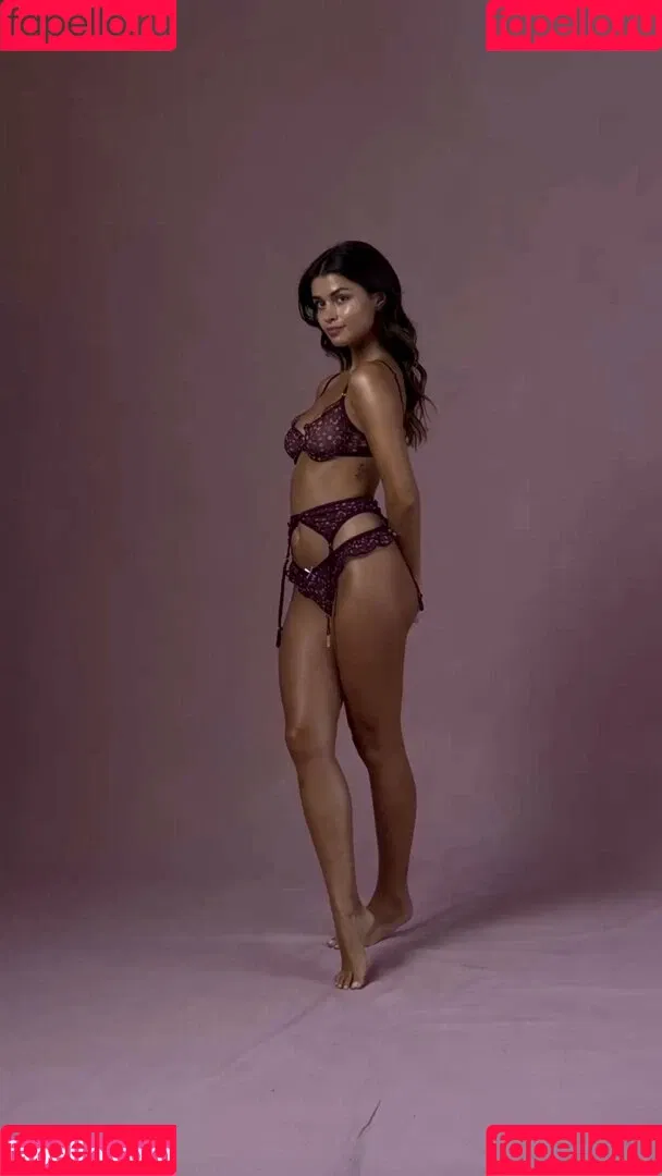 Luisinha Oliveira Onlyfans Photo Gallery 