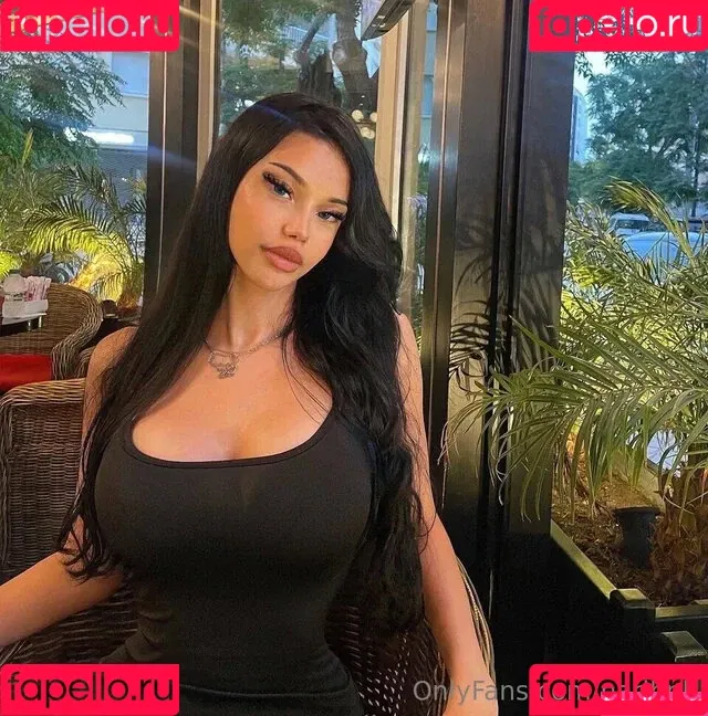 Naribnb Onlyfans Photo Gallery 