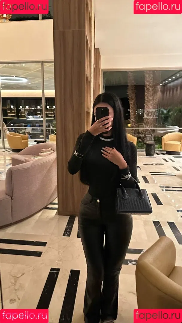 Naribnb Onlyfans Photo Gallery 