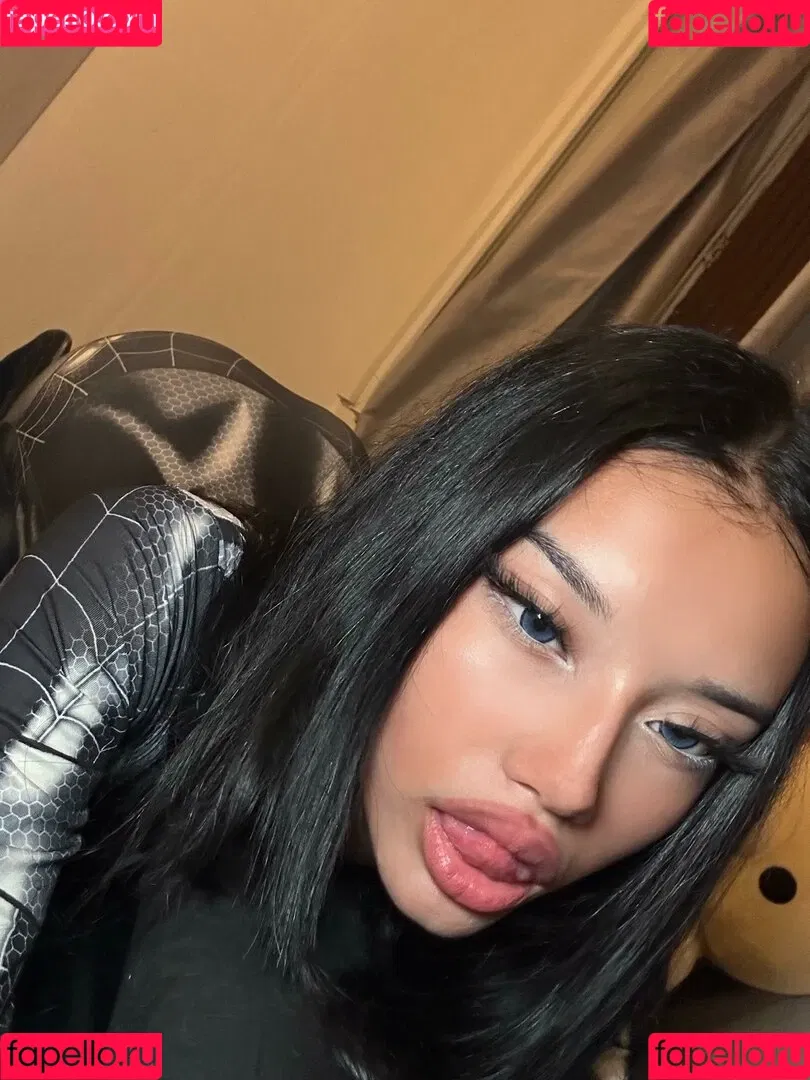 Naribnb Onlyfans Photo Gallery 
