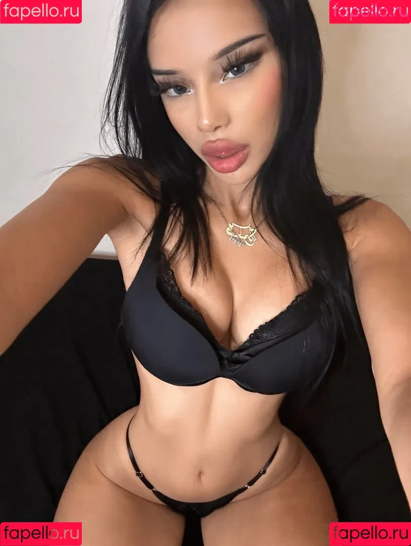 Naribnb Onlyfans Photo Gallery 