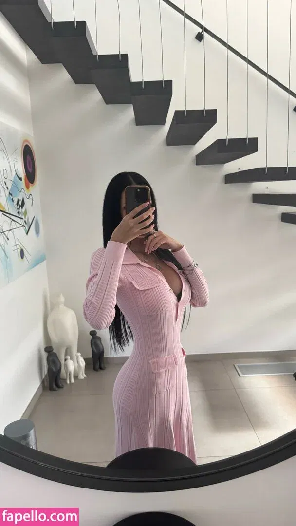 Naribnb Onlyfans Photo Gallery 