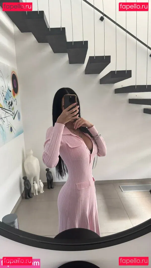 Naribnb Onlyfans Photo Gallery 