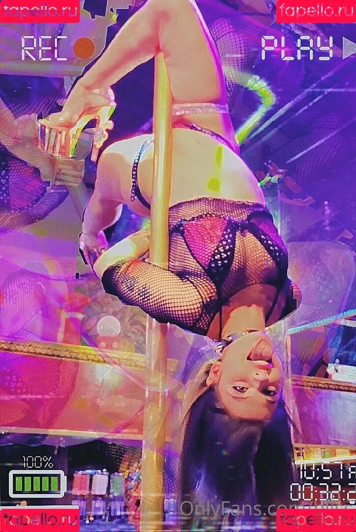 cagegirl15 Onlyfans Photo Gallery 